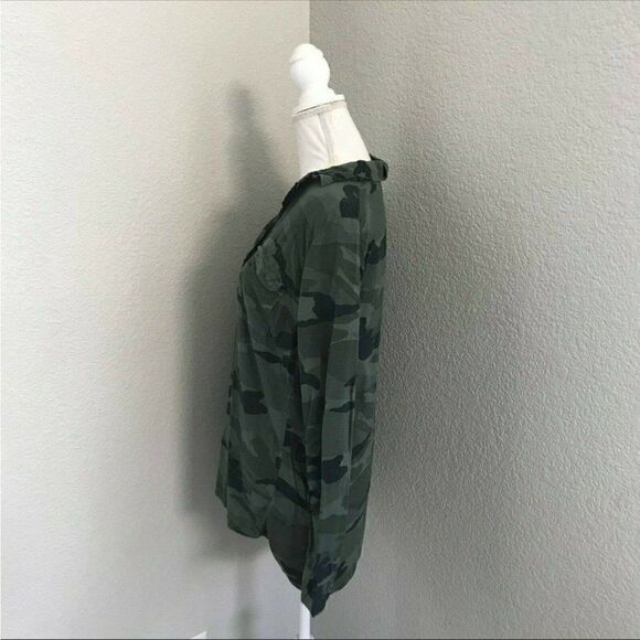 Splendid Women's Camo Print Long Sleeve Blouse Top - Picture 3 of 7